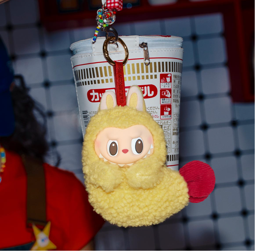 POPMART 泡泡玛特THE MONSTERS LABUBU 怪味便利店炸虾耳机包