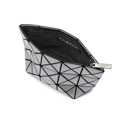 BAO BAO ISSEY MIYAKE 日本三宅一生小包 PRISM SILVER 银色 BB33AG045