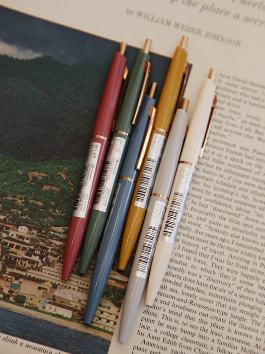 日本ANTERIQUE复古米白色笔杆  0.5mm 黑色圆珠笔